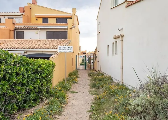 Petite Villa En Bord De Mer